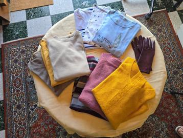 Pakket dameskleding aan miniprijsje. beschikbaar voor biedingen