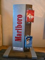 Marlboro Displa+ Lucky Strike beeld, Verzamelen, Rookartikelen, Aanstekers en Luciferdoosjes, Ophalen of Verzenden, Zo goed als nieuw