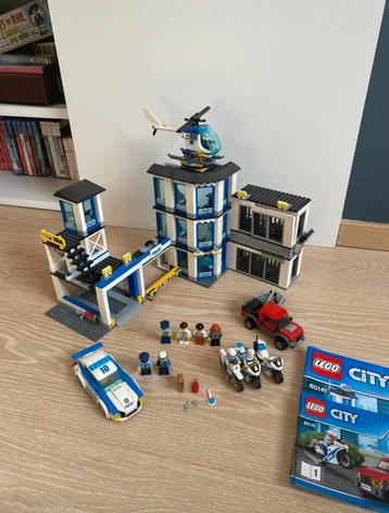 Lego City politiebureau 60141 beschikbaar voor biedingen