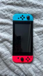 Switch V2 2019, Games en Spelcomputers, Spelcomputers | Nintendo Switch, Ophalen of Verzenden, Zo goed als nieuw