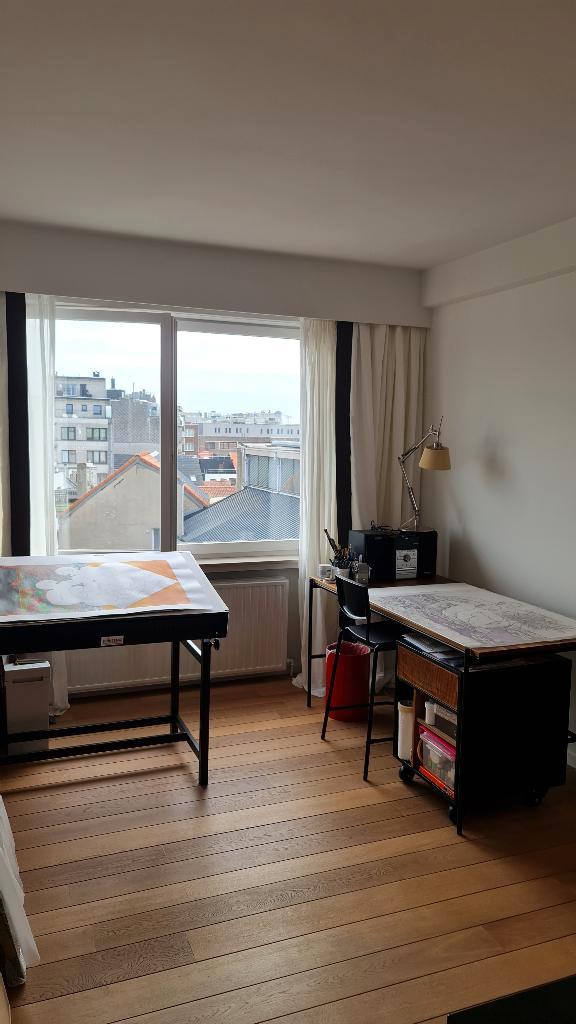 HELDERE TEKENTAFEL., Doe-het-zelf en Bouw, Tekentafels, Nieuw, Minder dan 130 cm, Verlichting, Ophalen