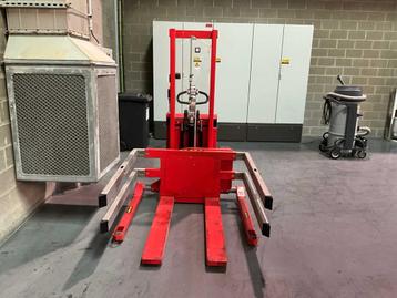 Stacker Truck LOGITECH model SELFSR1003 beschikbaar voor biedingen