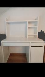 Bureau blanc, Ophalen, Bureau