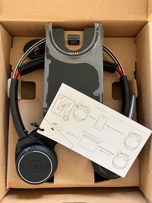 Plantronics Voyager Focus  B825-M, Computers en Software, Headsets, Nieuw, Over-ear, Draadloos, Mute-functie, Volumeregelaar, Ophalen of Verzenden