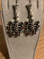 Zilveren oorbellen  met smaragd, robijn en saffier, Avec pierre précieuse, Argent, Puces ou Clous, Rouge