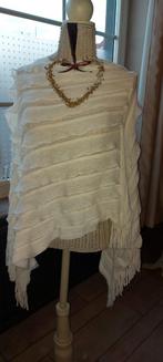 Poncho wit, Enlèvement ou Envoi