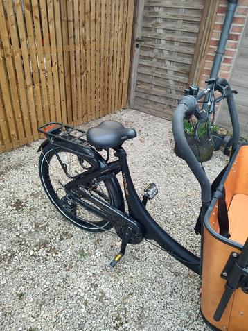 Elektrische bakfiets, Ophalen of Verzenden, Zo goed als nieuw
