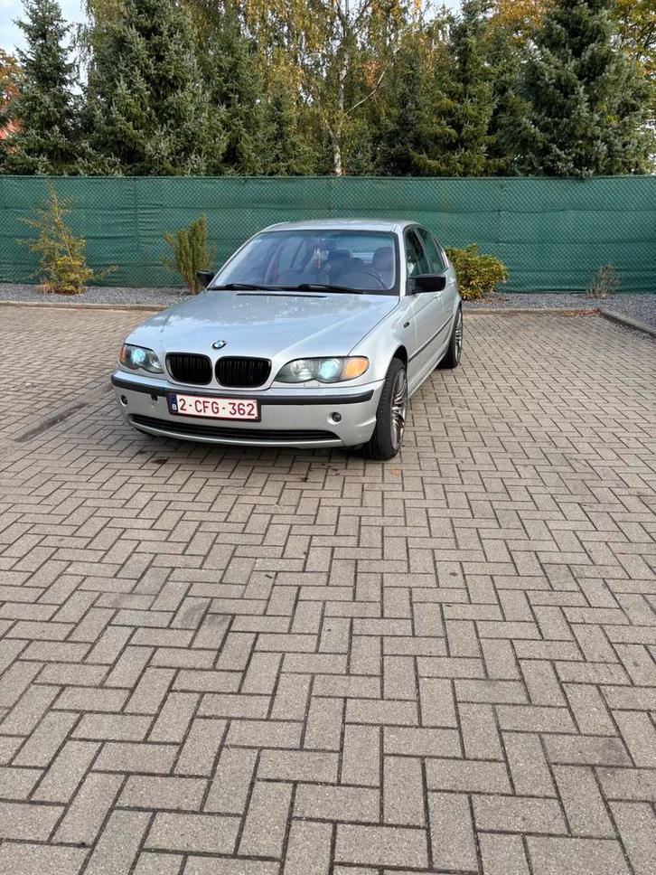 Bmw e46 2.2 automaat, Auto's, BMW, Particulier, 3 Reeks, Benzine, 5 deurs, Automaat, Zilver of Grijs, Grijs, Achterwielaandrijving