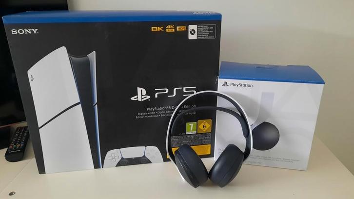 PlayStation 5 Sony avec casque sans fil 3D Pulse New st. !, Consoles de jeu & Jeux vidéo, Jeux | Sony PlayStation 5, Comme neuf