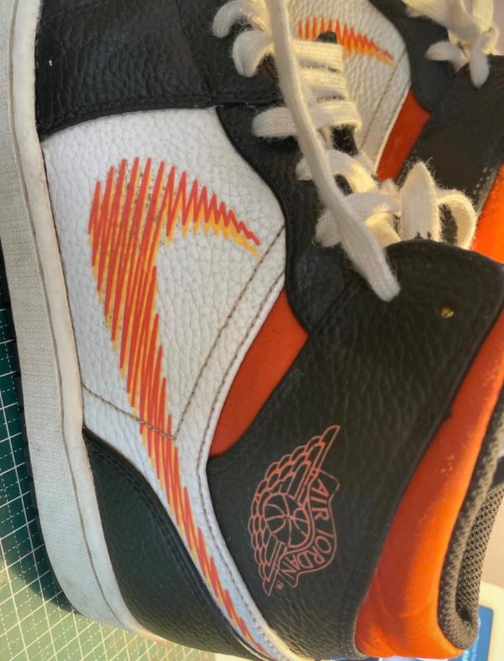 Nike Air Jordan 1Mid “Zig Zag Swoosh” 2021–Size EU 47/ US 12, Kleding | Heren, Schoenen, Gedragen, Sneakers, Zwart, Ophalen