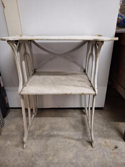 wit ijzeren tafeltje, begin 1900, Antiek en Kunst, Curiosa en Brocante, Ophalen