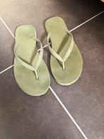 Verschillende slippers maat 39-40, Enlèvement ou Envoi, Comme neuf, Sandales de bain