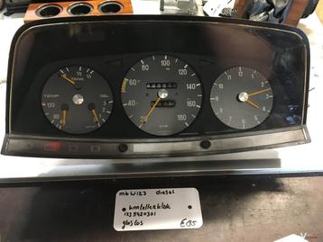 Mercedes W123  Diesel         Km Tellerklok       123 542 03 beschikbaar voor biedingen