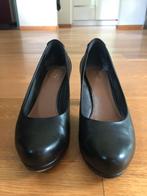 Zwarte comfortabele pumps - maat 37,5 - Clarks, Ophalen, Zo goed als nieuw, Pumps