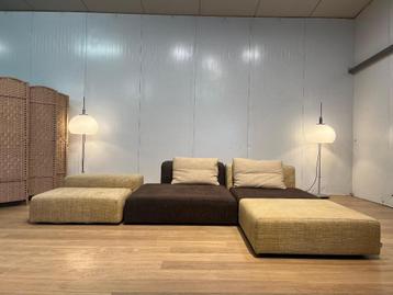 Living Divani Extra Wall Bank – Ter Herstoffering beschikbaar voor biedingen