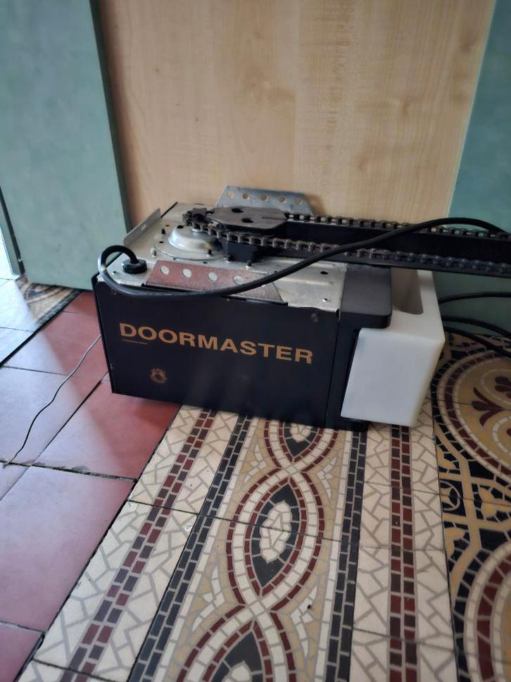 garage poort opener, Immo, Garages en Parkeerplaatsen, Gent