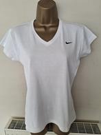 Vintage Wit Nike T-Shirt met Korte Mouw en V-Hals  40/42, Kleding | Dames, Wit, Maat 42/44 (L), Nike, Ophalen of Verzenden