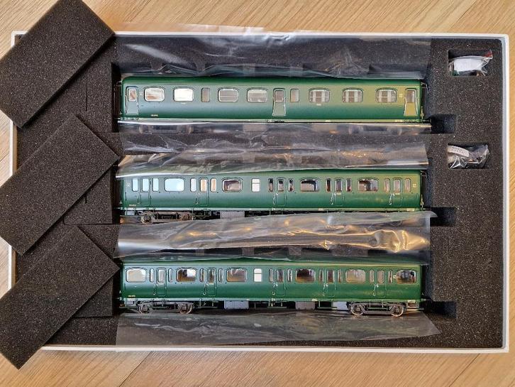 LS Models 42174 set NMBS-SNCB Type N, Hobby & Loisirs créatifs, Trains miniatures | HO, Neuf, Set de Trains, Autres marques, Enlèvement ou Envoi