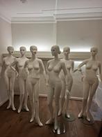 Mannequins, Enlèvement