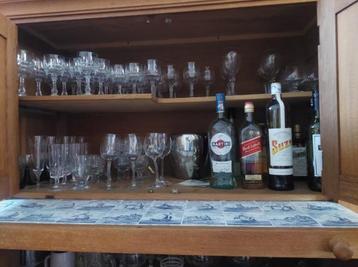 Vaisselier mini-bar 2en1! Chêne sain propre L126 P50 H140 beschikbaar voor biedingen