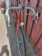 Een Elite koersfiets van jaren 70 met 10 versnellingen, Fietsen en Brommers, Ophalen