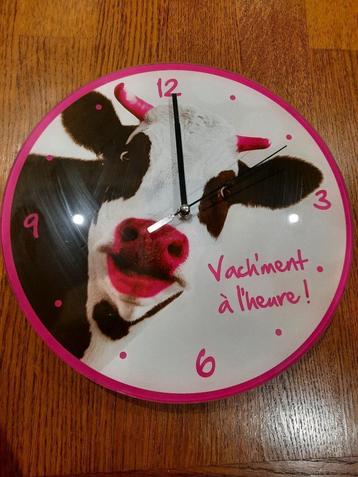 Horloge.  beschikbaar voor biedingen