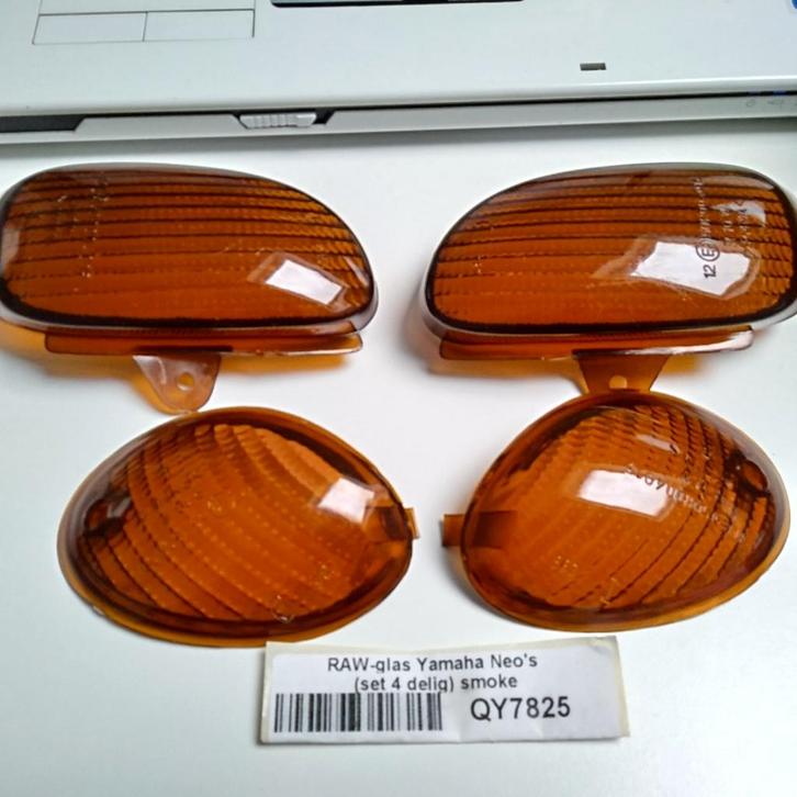 Yamaha 50 cc NEOS -Cabochon clignotant arrière G et D, Vélos & Vélomoteurs, Pièces de cyclomoteur | Scooters, Neuf, Yamaha, Phare