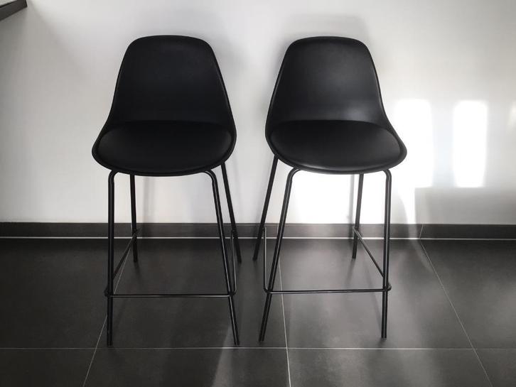 Barkruk, Huis en Inrichting, Barkrukken, Zo goed als nieuw, Kunststof, Metaal, 2 krukken, Met voetsteun, Ophalen