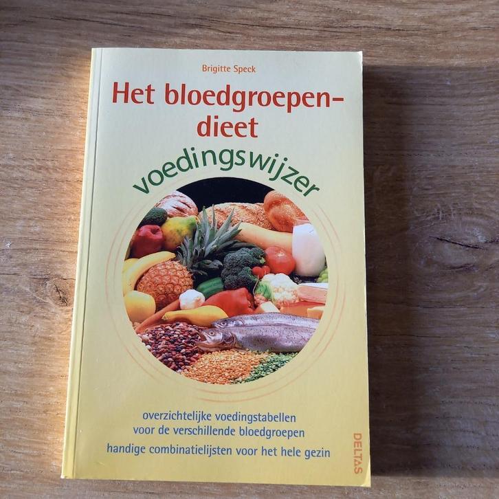 Bloedgroependieet voedingswijzer, Boeken, Gezondheid, Dieet en Voeding, Zo goed als nieuw, Dieet en Voeding, Ophalen