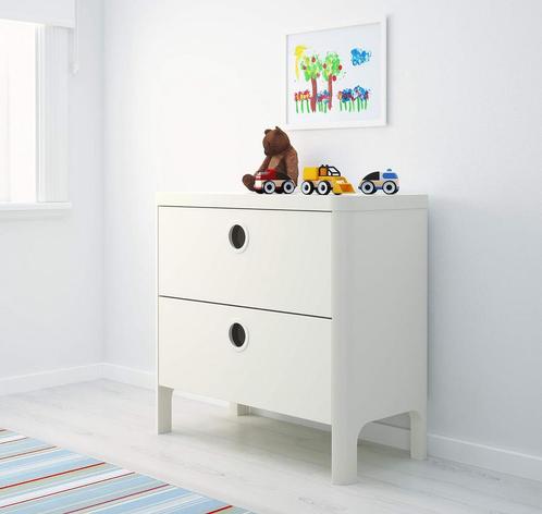 Te koop: IKEA BUSUNGE ladekast wit (80x40x75 cm), Kinderen en Baby's, Kinderkamer | Commodes en Kasten, Gebruikt, Ophalen