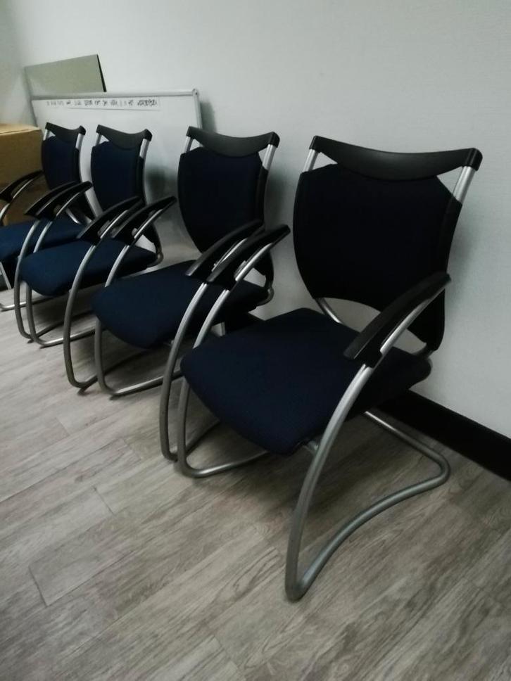 Bureaustoelen voor bezoekers Interstuhl, Huis en Inrichting, Bureaustoelen, Blauw, Ophalen
