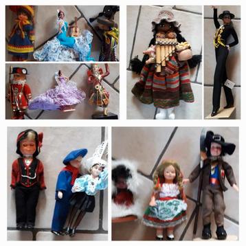 Lot poupées et figurines folkloriques (Gratuit)
