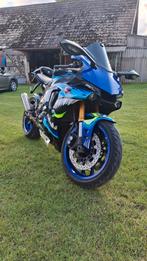 Yamaha R1 2015, Motoren, Ophalen