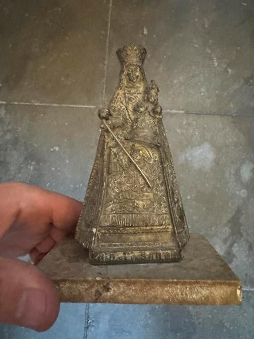 Oud beeld N.D. van het marmer van de Sarte Madonna met Kind, Antiek en Kunst, Antiek | Religieuze voorwerpen, Ophalen of Verzenden