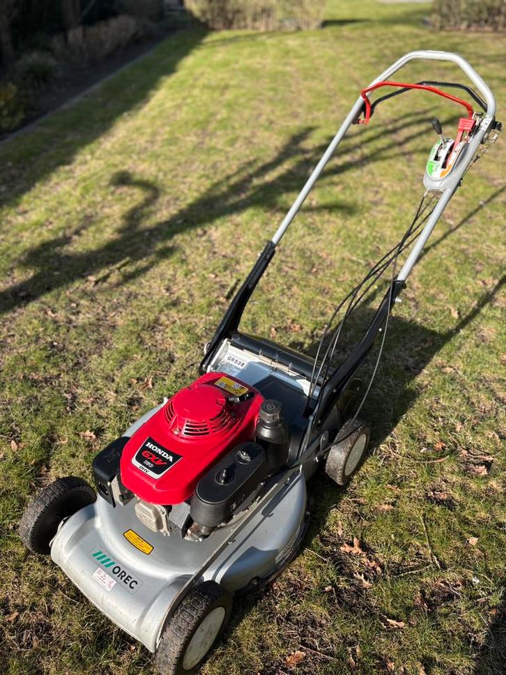 HONDA GR538 grasmachine - uitstekende staat, Tuin en Terras, Grasmaaiers, Zo goed als nieuw, Benzine-grasmaaier, Opvangbak, Ophalen