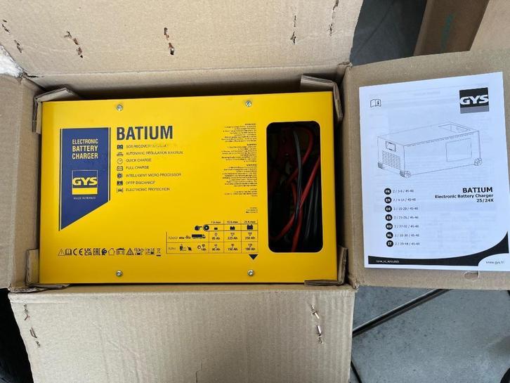 GYS Acculader BATIUM 24/25x, Auto-onderdelen, Accu's en Toebehoren, Nieuw, Ophalen