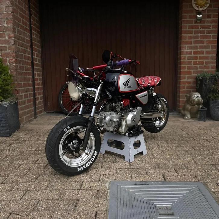 Monkey 125cc b klasse, Fietsen en Brommers, Brommers | Honda, Zo goed als nieuw, Overige modellen, Klasse B (45 km/u), Ophalen