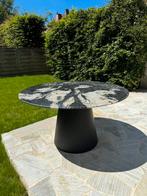 Prachtige design tafel uit graniet, Rond, Zo goed als nieuw, Ophalen, Aluminium