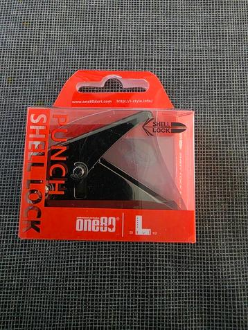 One80 L flight shell lock puncher beschikbaar voor biedingen