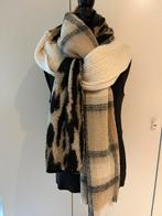 Écharpe oversize Shanna beige, noir et doré, Kleding | Dames, Ophalen of Verzenden, Zo goed als nieuw, Sjaal