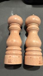 Houten peper en zout molen peugeot, Huis en Inrichting, Ophalen of Verzenden, Zo goed als nieuw