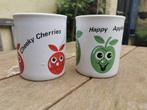 Twee vintage mokken Cheeky Cherries Happy Apples prijs/set, Ophalen of Verzenden