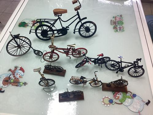 Vélos miniatures lot de 10 vélos., Fietsen en Brommers, Fietsen | Kinderfietsjes, Zo goed als nieuw, Ophalen