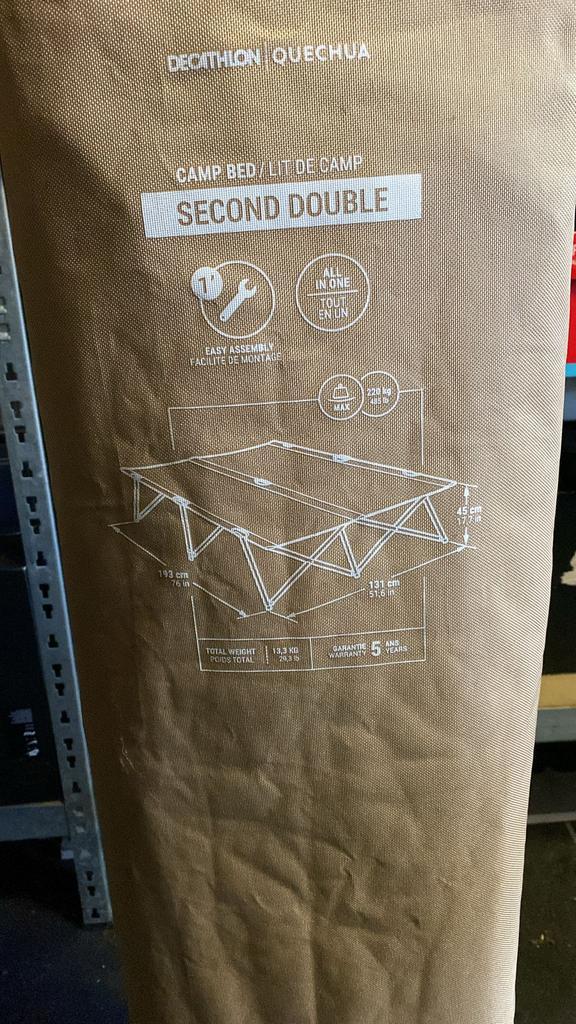 Kampeer bed decathlon, Caravanes & Camping, Matelas pneumatiques, Comme neuf, 2 personnes, Enlèvement