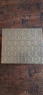 Boite de parfum en métal vide * Rabanne, Enlèvement ou Envoi, Comme neuf, Autres types