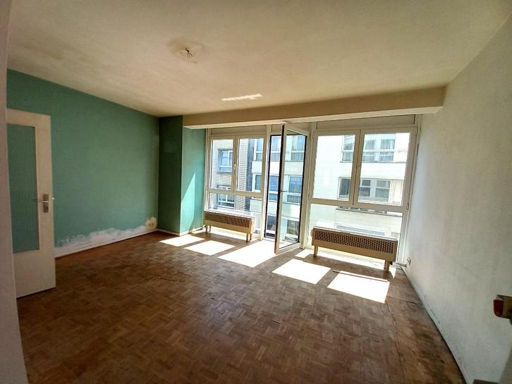 Appartement 2 chambres à vendre au centre Charleroi, Immo, Buitenverblijven te koop, Charleroi, Appartement, C