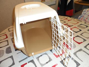 transportbox kat of hond beschikbaar voor biedingen