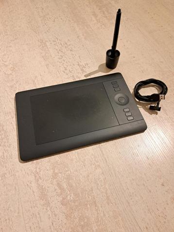 Wacom Intuos Pro small beschikbaar voor biedingen