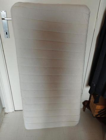 Matras kinderbedje  beschikbaar voor biedingen