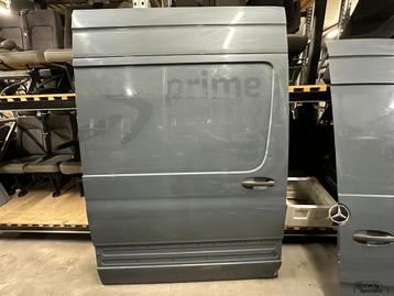 Mercedes Sprinter W907/W910 2019-2024 schuifdeur rechts grij beschikbaar voor biedingen
